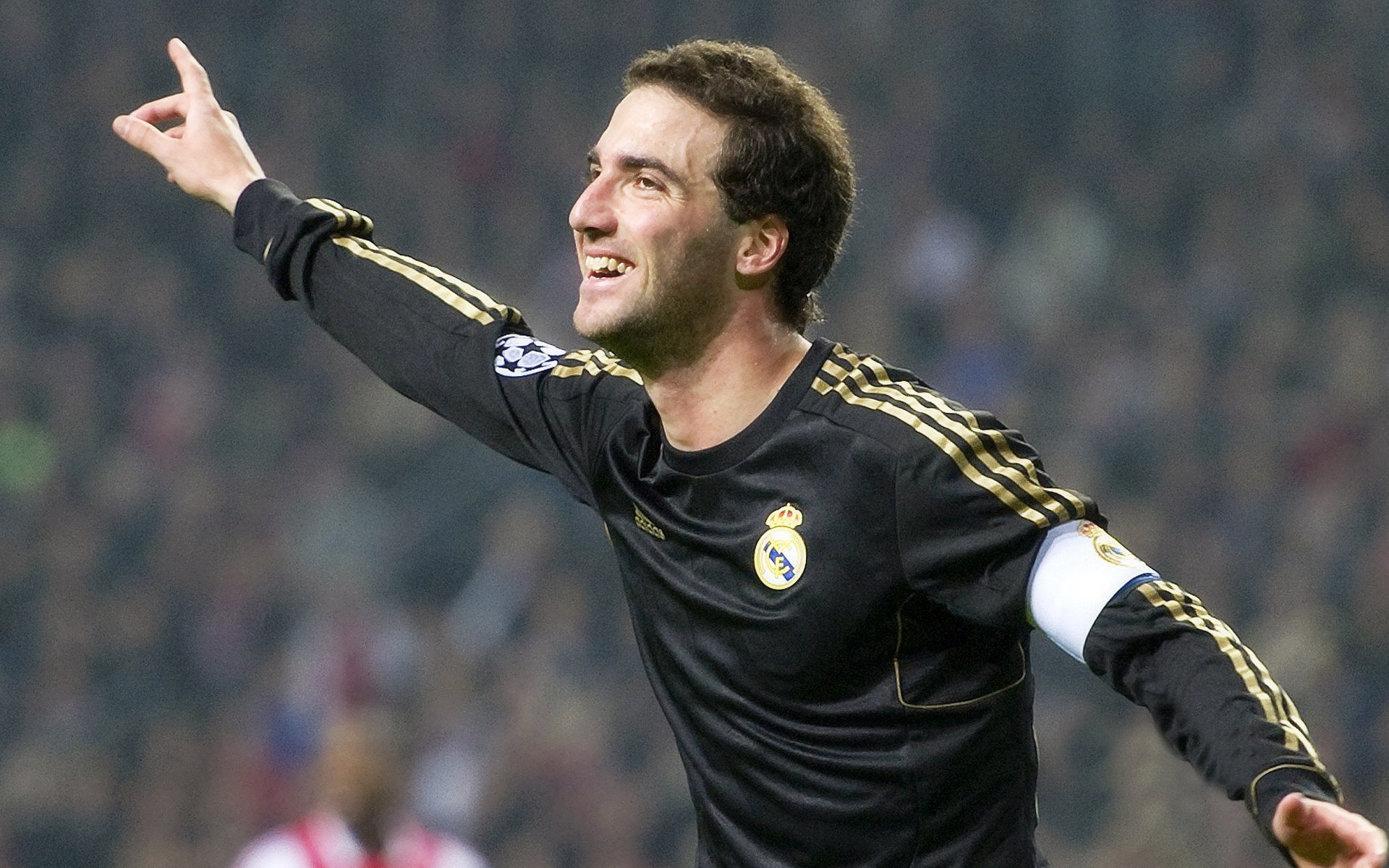 九游app下载电脑版-英超冠军悬念：战局千变万化，惊喜不断！，英超 冠军